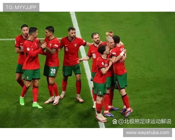 足球兄弟情深:盘点那些并肩作战的明星球员与家庭纽带 足球兄弟情深:盘点那些并肩作战的明星球员与家庭纽带